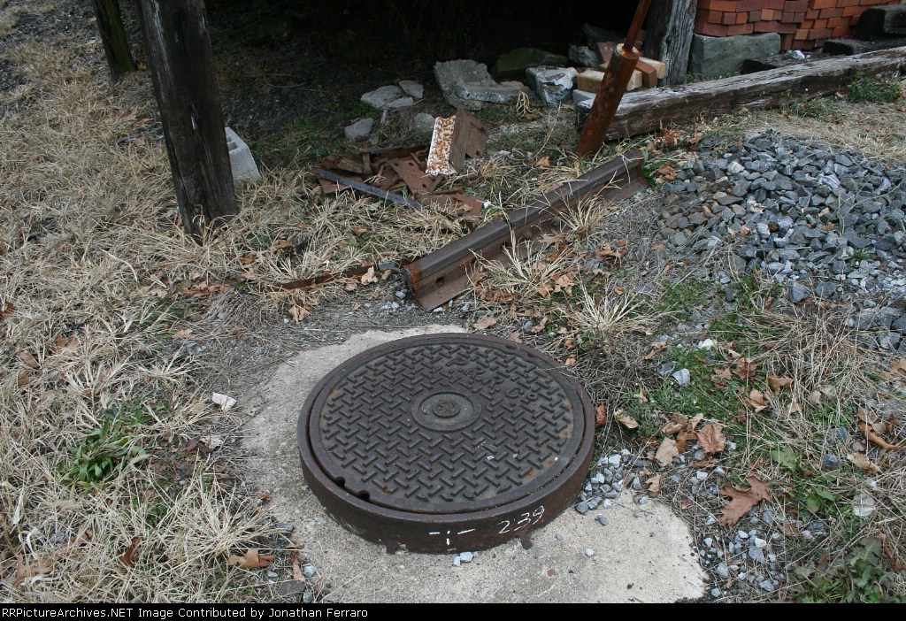 PRR Manhole Cover